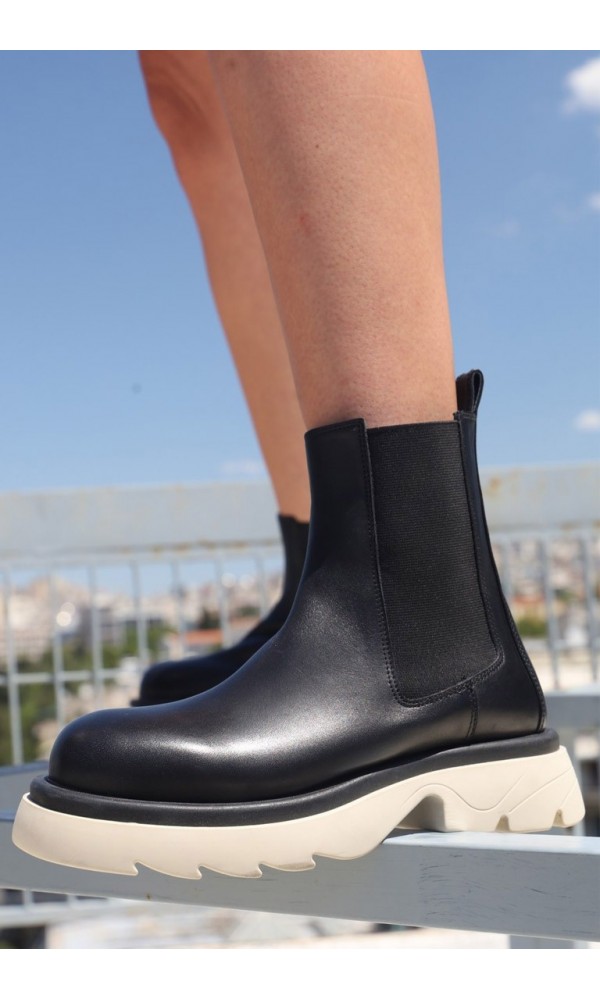 "LUZ" LEATHER ANKLE BOOTS - 1