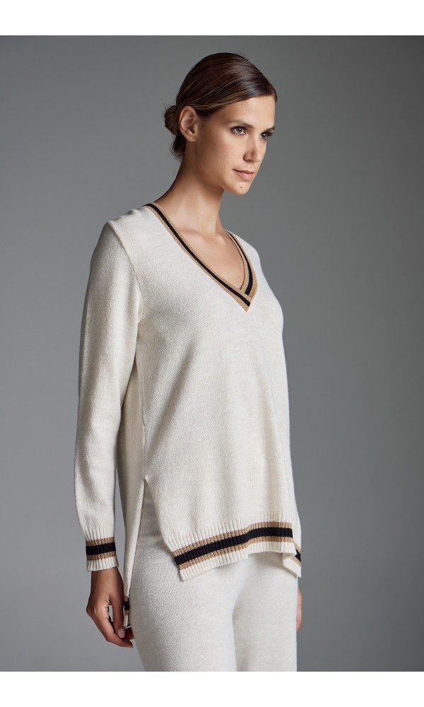 V-neck sweater - 5