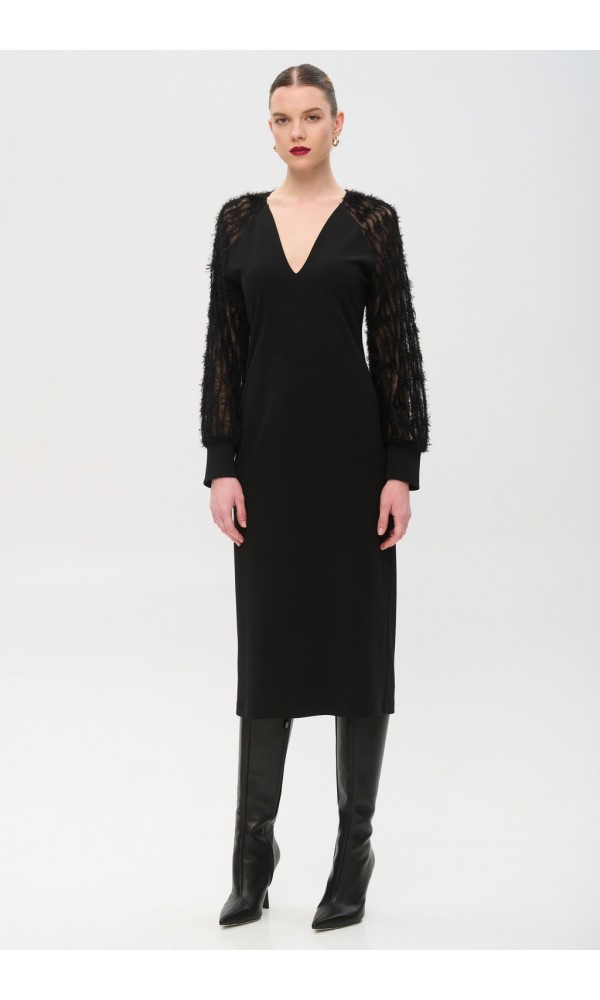 Dress with lace sleeves - 3