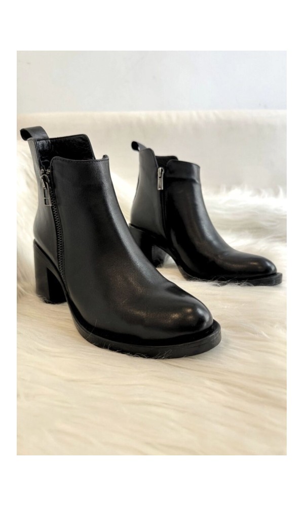 Jiji Booties-Black - 4