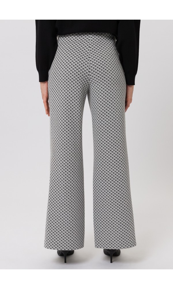 Παντελόνι με ανάγλυφο σχέδιο - 2