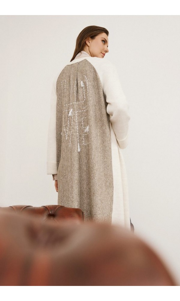 Figaro εκρού πλεκτή ζακέτα με σχέδιο “LOVE” στην πλάτη - 3