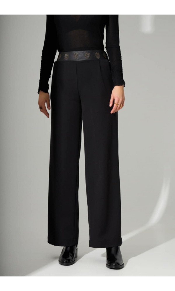 Μαύρο παντελόνι με δερμάτινη ζώνη και χρυσά μοτίβα - 1